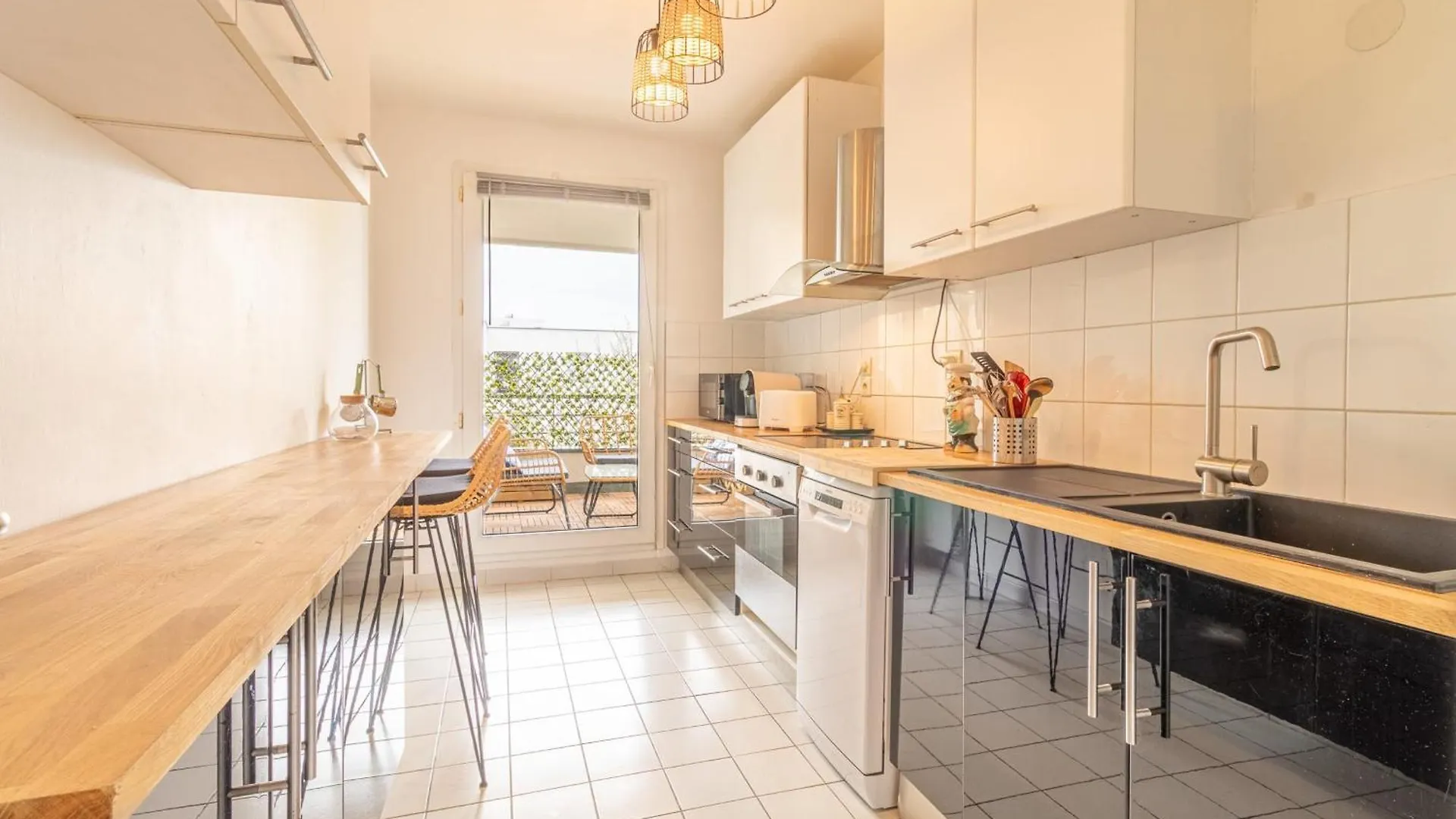 Nice Apartment Of 75 M2 With Terrace In Toulouse 0*,  Frankrike